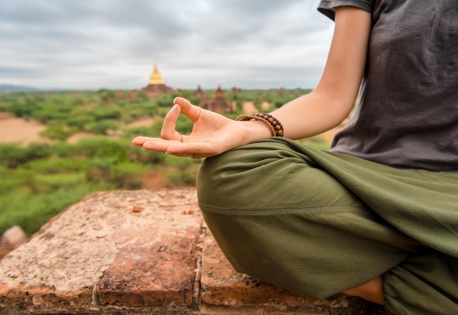 Meditasyon, kabulleniş ve içsel denge pratiği